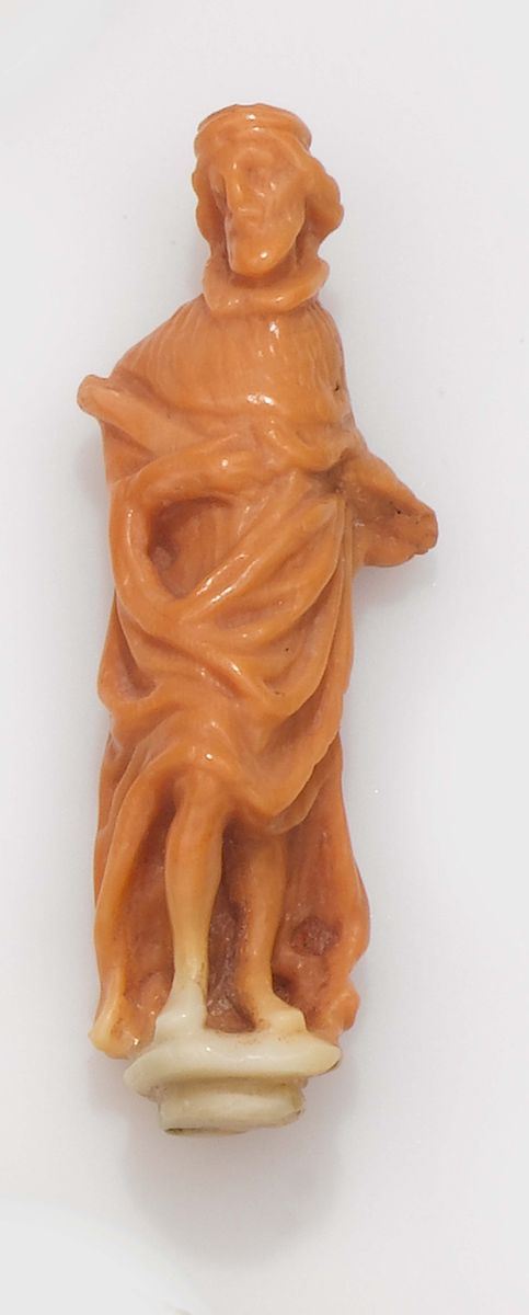Piccola scultura in corallo  - Asta Fine Jewels - II - Cambi Casa d'Aste