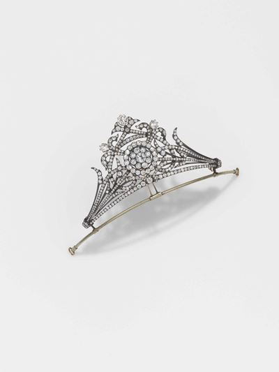 Tiara con Diamanti con Diamanti Taglio Rotondo e Goccia