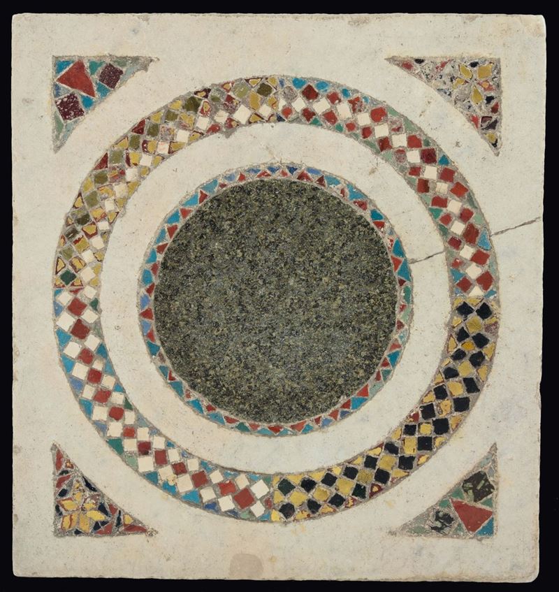 A white marble slab with geometric figures, coloured and gilt vitreous pastes, southern Italy artists, 13th-14th century  - Auction Sculpture and Works of Art - Cambi Casa d'Aste