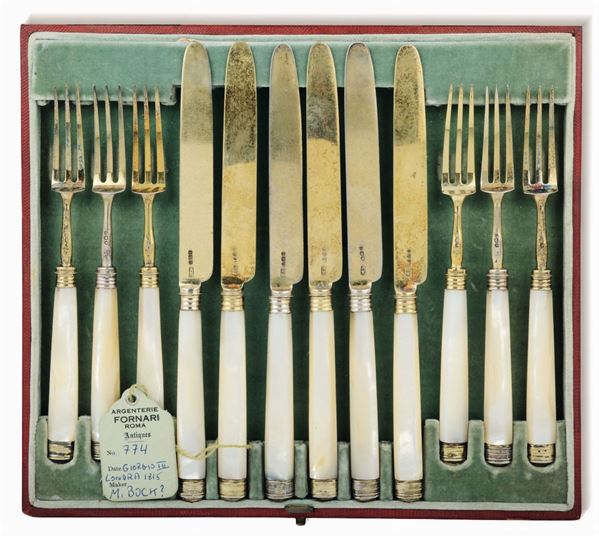 Set di sei forchette e sei coltelli in argento vermeille, punzoni di Londra per il 1835 e dell'argentiere