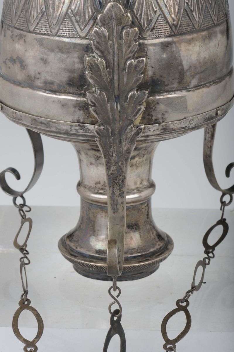 Lampada Votiva in Argento Sbalzato e Cesellato, Argentiere Antonio Cappelletti 1803-1838, Roma In...