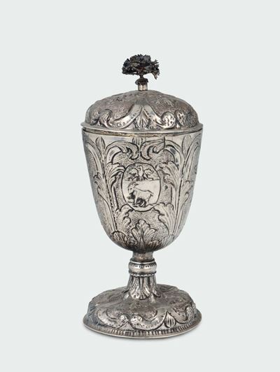 Copa con Coperchio in Argento Fuso, Sbalzato e Cesellato, Ausburg Seconda Metà del XVII Secolo, A...