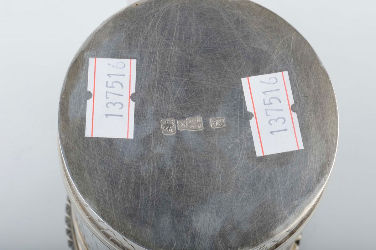 Coppia di Boccali in Argento Fuso, Sbalzato e Cesellato, Mosca 1891