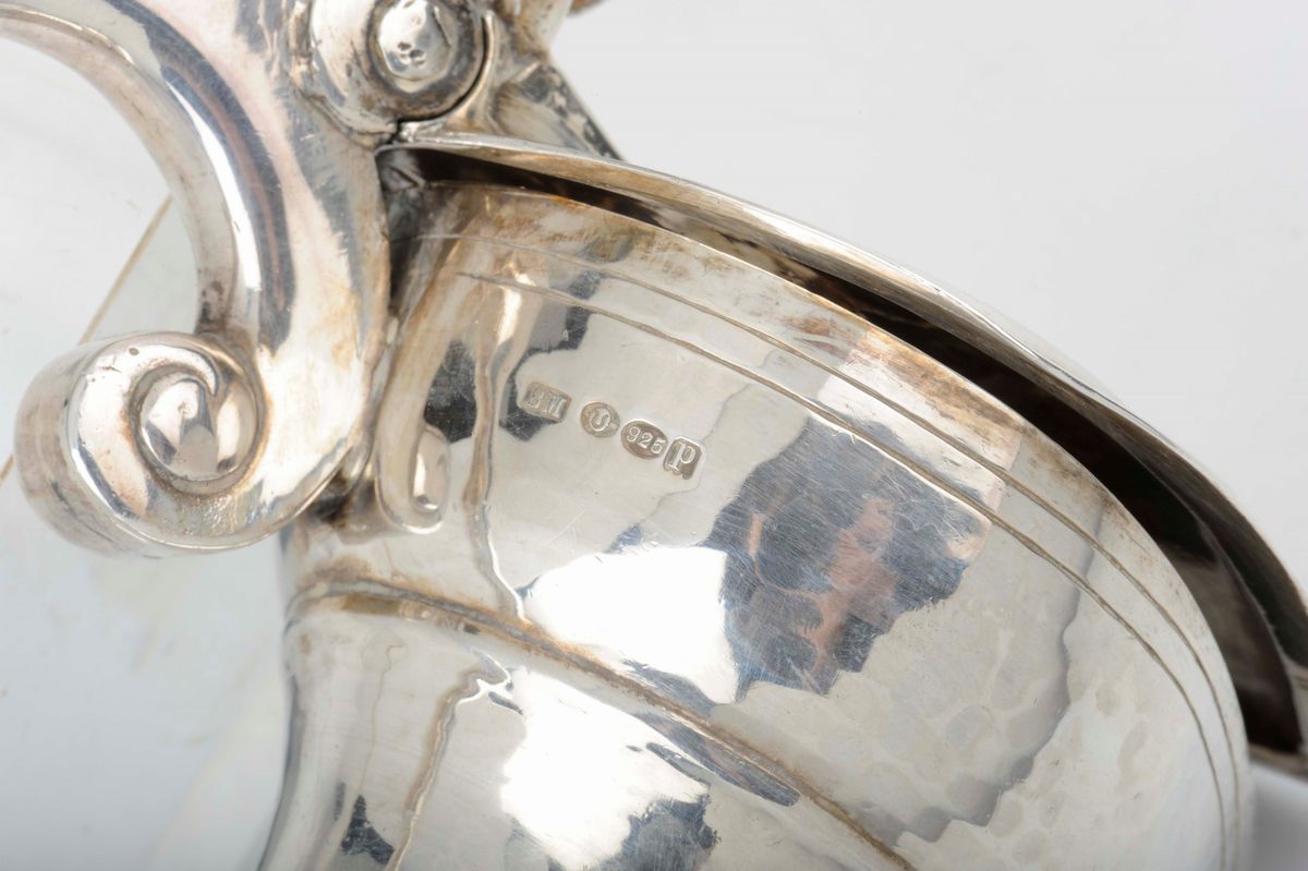 Versatoio in Argento 925 in Stile Rinascimentale, Punzoni del Regno Unito XX Secolo