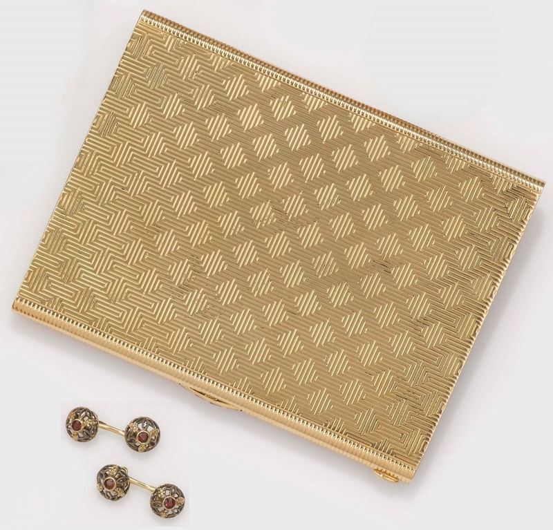 Lotto composto da portasigarette e bottoni da polso con rubini  - Asta Fine Jewels - II - Cambi Casa d'Aste