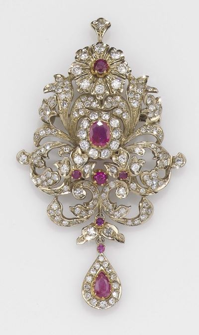 Spilla/pendente con Rubini Burma e Diamanti
