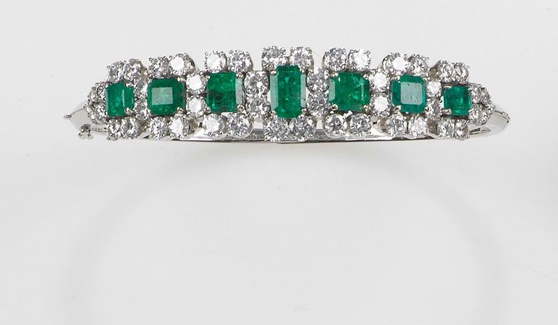 Bracciale rigido con smeraldi e diamanti  - Asta Fine Jewels - Cambi Casa d'Aste