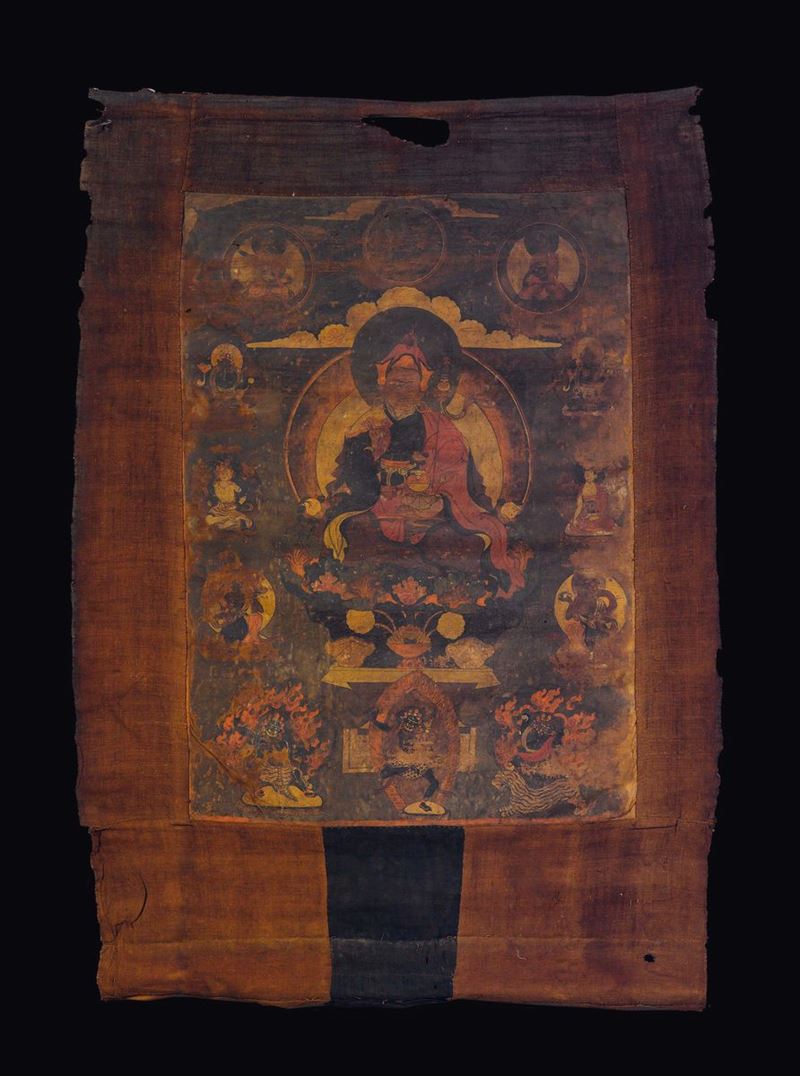 Tanka in tessuto a fondo marrone con tredici divinità, Tibet, XVII secolo  - Asta Chinese Works of Art - Cambi Casa d'Aste