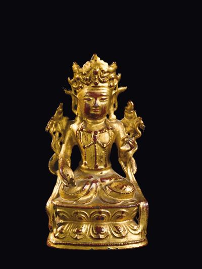 Figura di Buddha Seduto su Doppio Fiore di Loto in Bronzo con Doratura a Freddo, Cina, Dinastia M...