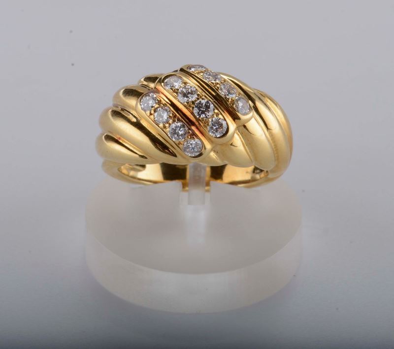 A diamond and gold brooch  - Auction Fine Jewels - II - Cambi Casa d'Aste