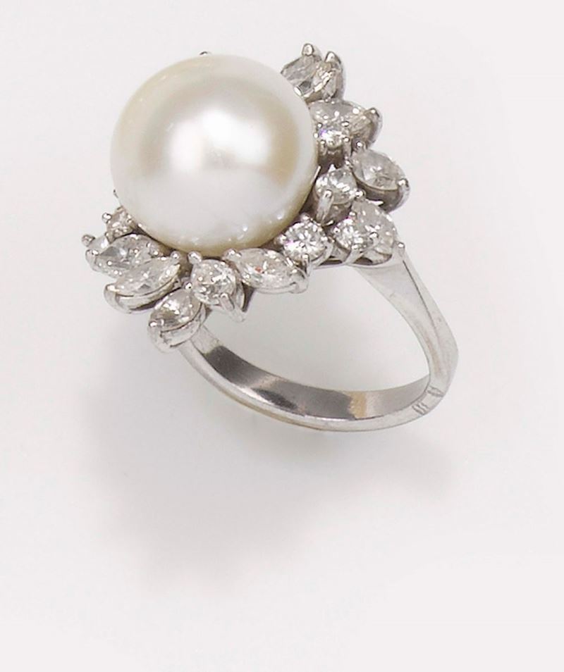 A cultured pearl and diamond ring  - Auction Fine Jewels - II - Cambi Casa d'Aste