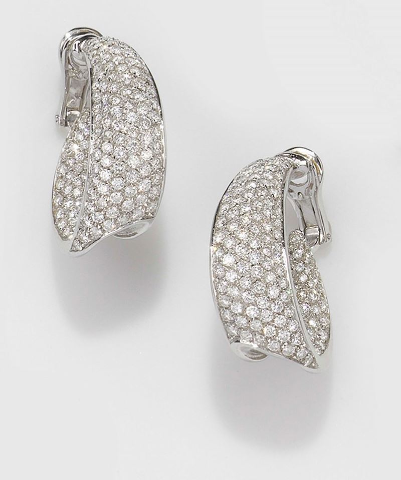 Orecchini con pavé di diamanti  - Asta Fine Jewels - II - Cambi Casa d'Aste