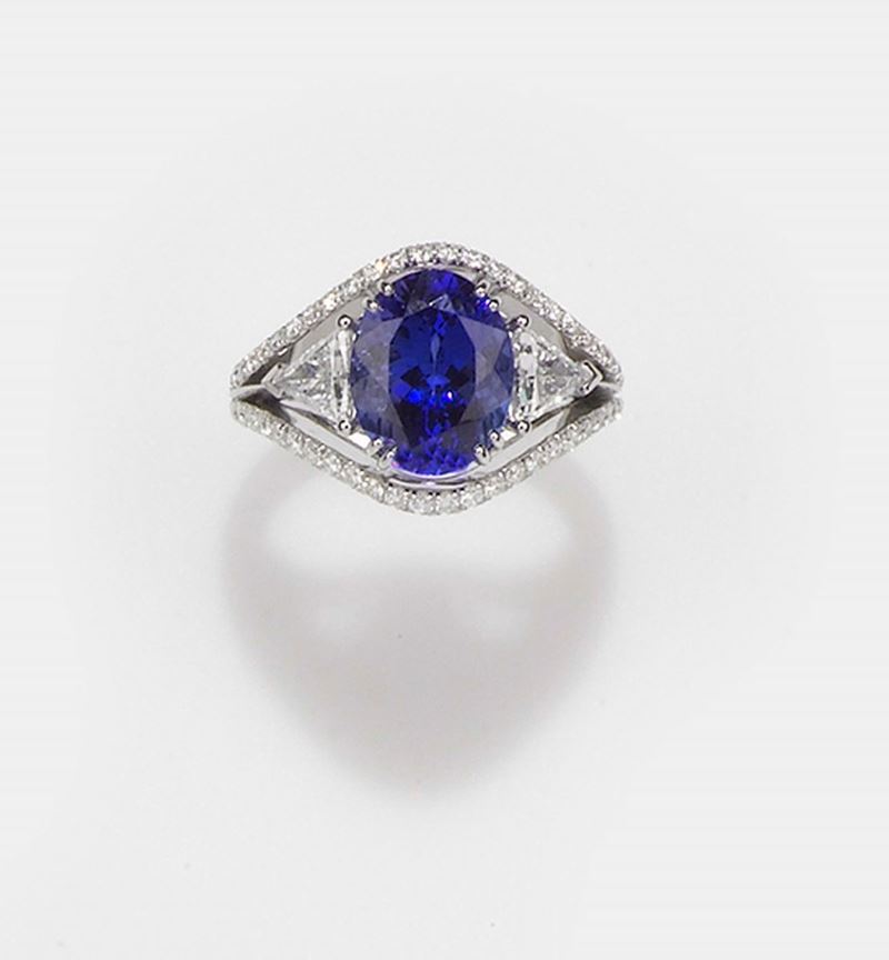 A tanzanite and trillian-cut diamond ring. By Brarda, Italy  - Auction Fine Jewels - II - Cambi Casa d'Aste