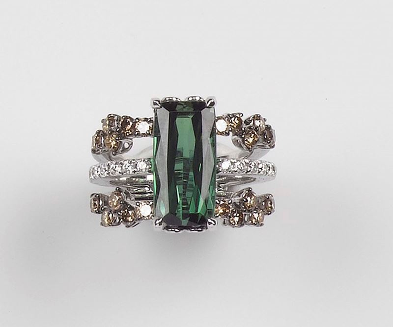 Brarda, Italy. A tourmaline and diamond ring. Mounted in white gold 750/1000  - Auction Fine Jewels - Cambi Casa d'Aste
