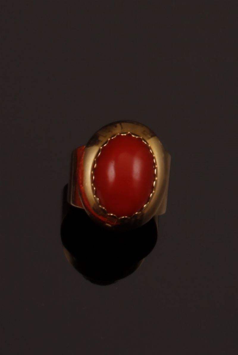 Coral and gold ring  - Auction Fine Jewels - II - Cambi Casa d'Aste