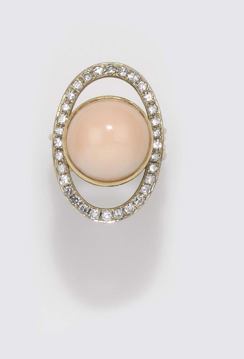 A coral and diamond ring  - Auction Fine Jewels - II - Cambi Casa d'Aste