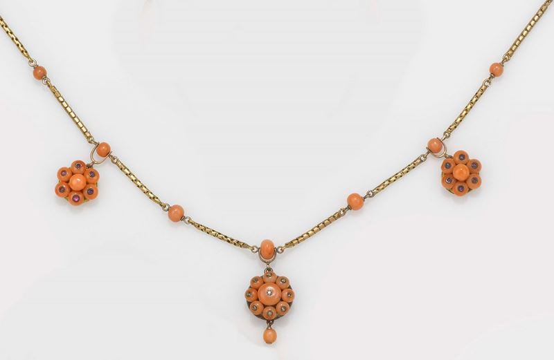 A 19th century coral and gold necklace  - Auction Jewels - II - Cambi Casa d'Aste