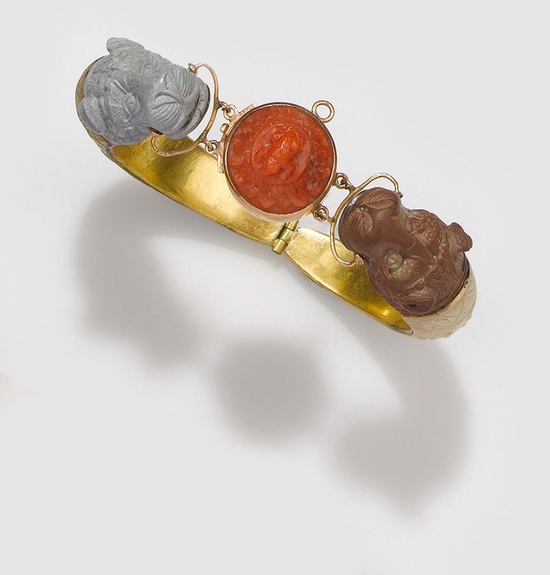 A lava and coral carving bracelet. 1870 circa  - Auction Fine Jewels - II - Cambi Casa d'Aste