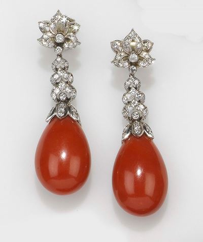Orecchini con Corallo Rosso e Diamanti