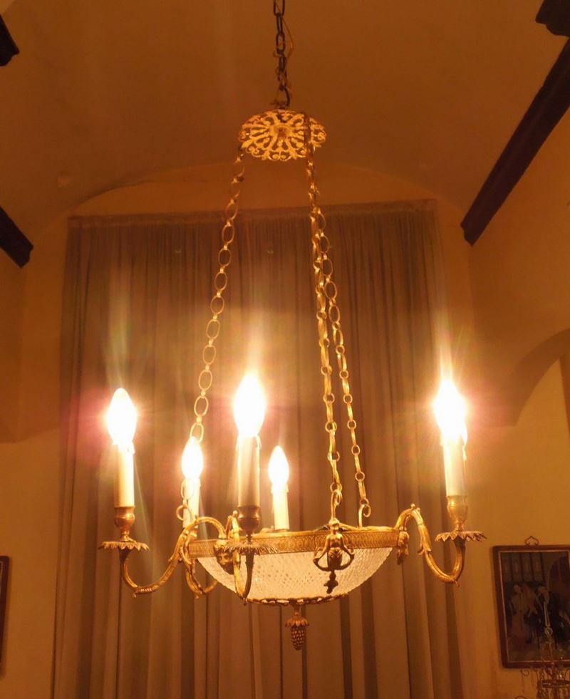 Piccolo lampadario a sei luci di gusto Impero, Francia, prima metà del XIX secolo  - Asta Mario Panzano Antiquario - Cambi Casa d'Aste