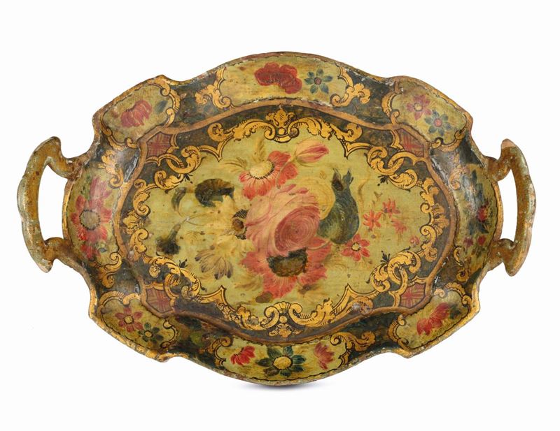 Vassoietto ovale sagomato con due manici, Venezia metà XVIII secolo  - Asta Mario Panzano Antiquario - Cambi Casa d'Aste