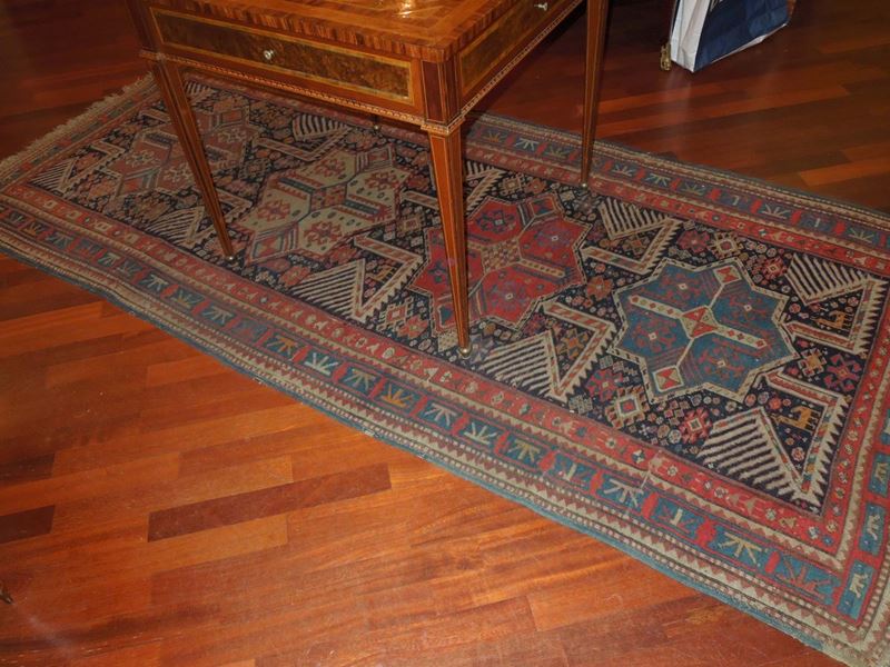 An Akstafa Caucasian carpet, late 19th, early 20th century  - Auction Mario Panzano, Antique Dealer in Genoa - Cambi Casa d'Aste