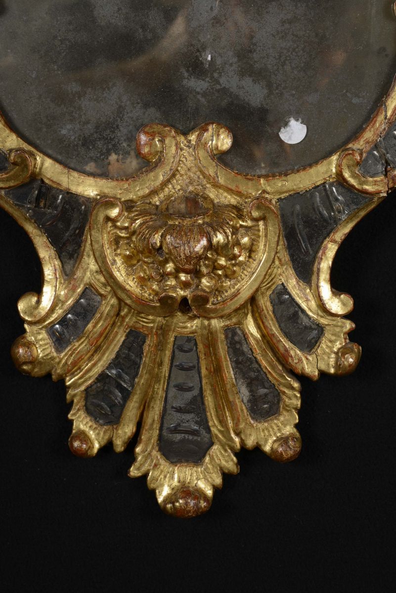 Coppia di Ventole Sagomate in Legno Dorato Luigi XV, Torino, Terzo Quarto del XVIII Secolo