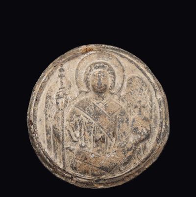 Medaglione in Bronzo Fuso e Cesellati Raffigurante Arcangelo. Arte Alto Medievale del XI-XII Seco...