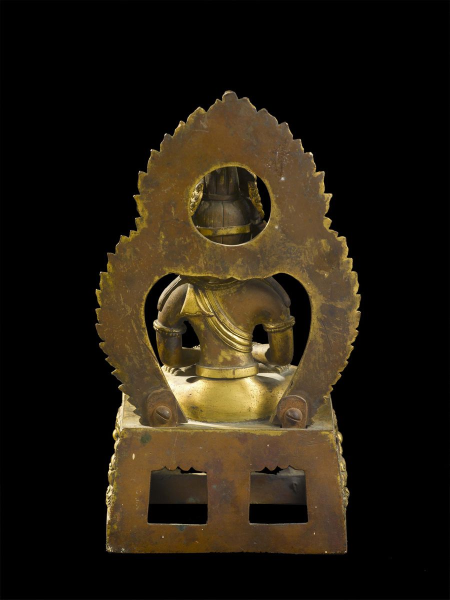 Figura di Amitaya in Bronzo Dorato con Aura, Cina, Dinastia Qing, Marca e del Periodo Qianlong (1...