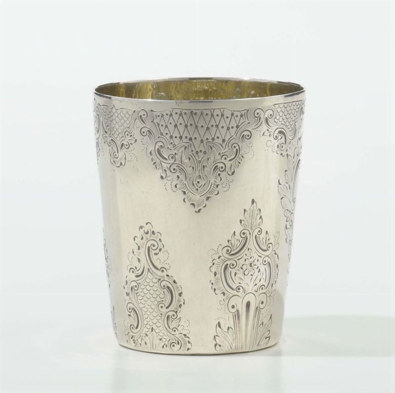 Boccale in argento inciso, Inghilterra epoca Giorgio III  - Auction Modern and Contemporary Silvers - Cambi Casa d'Aste