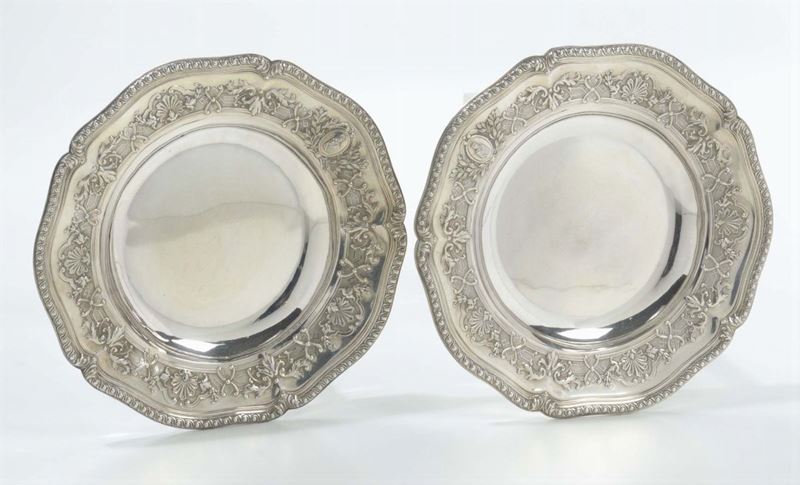 Coppia di piatti in argento, Francia XX secolo  - Auction Modern and Contemporary Silvers - Cambi Casa d'Aste