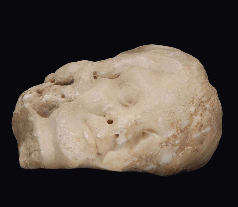 Frammento di testa in marmo, Scultore del XVII (?) secolo  - Asta Scultura e Oggetti d'Arte - Cambi Casa d'Aste