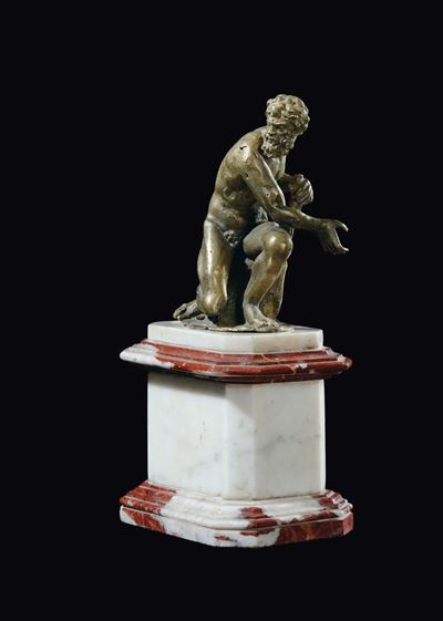 Scultura in Bronzo Fuso e Cesellato Raffigurante Ercole Seduto, Maestro del Fitzwilliam Museum, F...