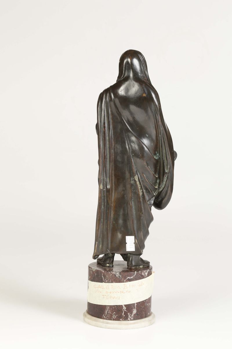 Scultura in Bronzo Fuso e Cesellato Raffigurante Pontifex Maximus Poggiante su Base in Marmi Colo...