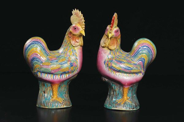 A pair of polychrome enamelled porcelain roosters, China, Qing Dynasty, 19th century