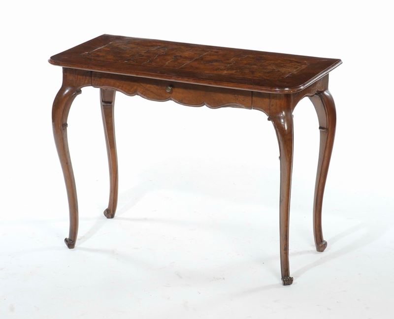 Console in noce e radica di noce, Lomardia XIX secolo  - Auction Furnishings from the mansions of the Ercole Marelli heirs and other property - Cambi Casa d'Aste
