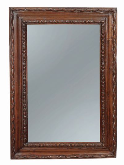 Specchiera con Cornice in Legno di Noce Intagliato, XX Secolo