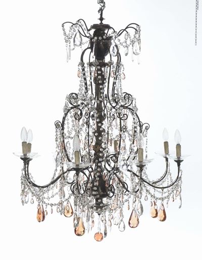 Lampadario a Otto Luci in Legno e Cristalli, XIX Secolo