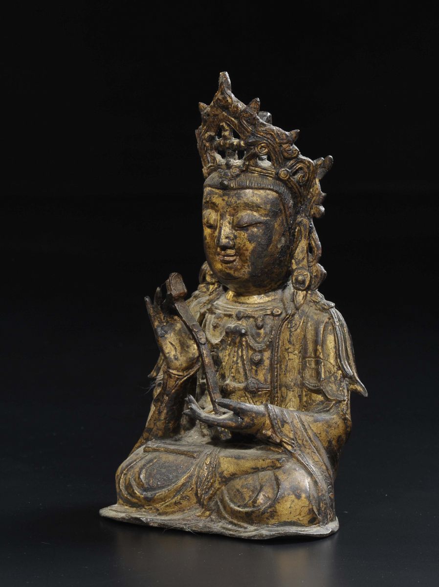 Figura di Maitreya con Ruyi tra le Mani in Bronzo con Tracce di Doratura, Cina, Dinastia Ming, XV...