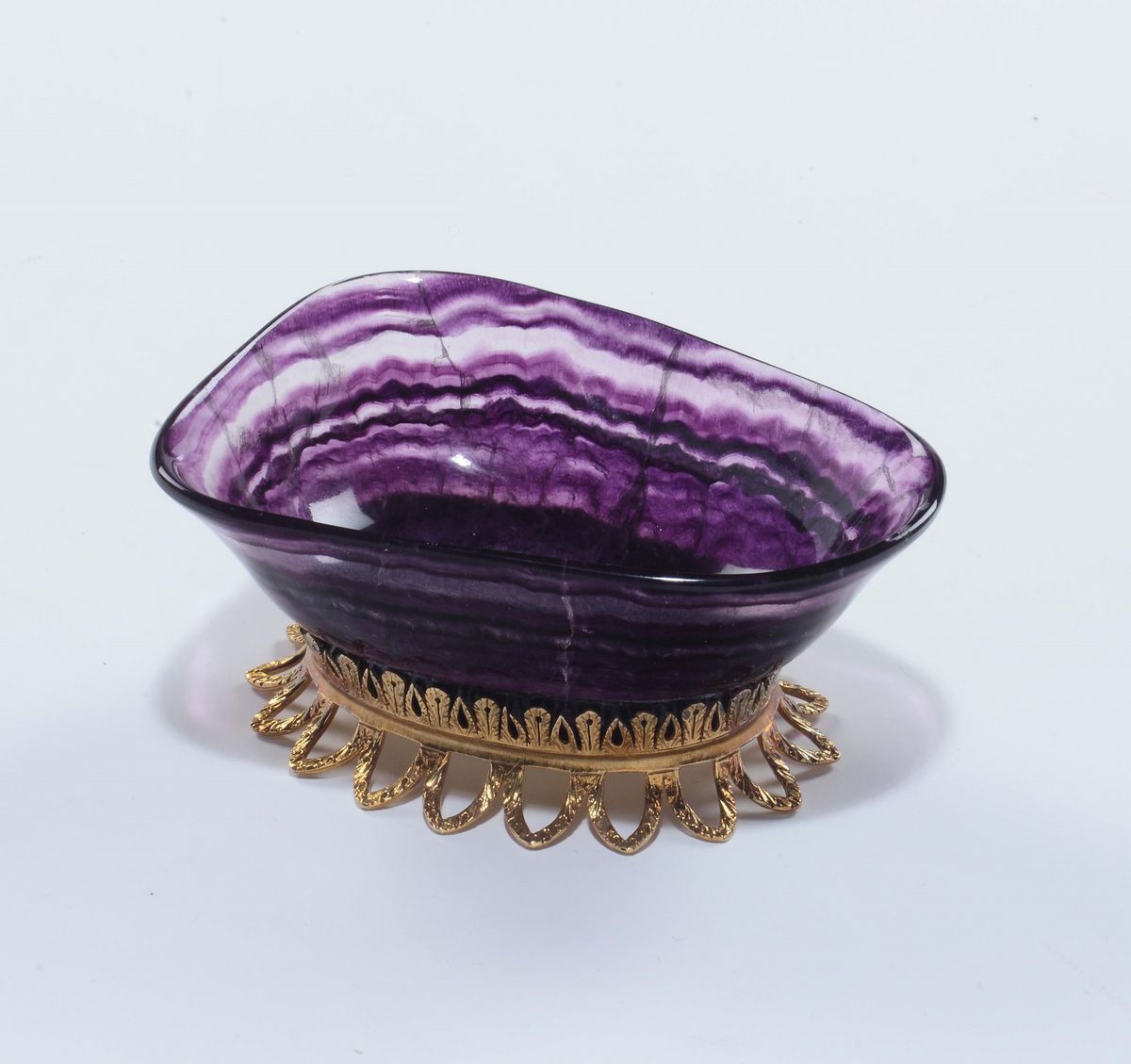 Coppetta in Ametista con Base in Argento Dorato.