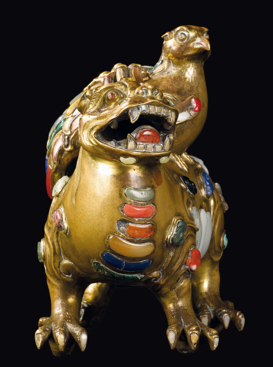 Importante Incensiere Imperiale in Bronzo Dorato a Guisa di Cane di Pho Sormonato da Quaglia con ...