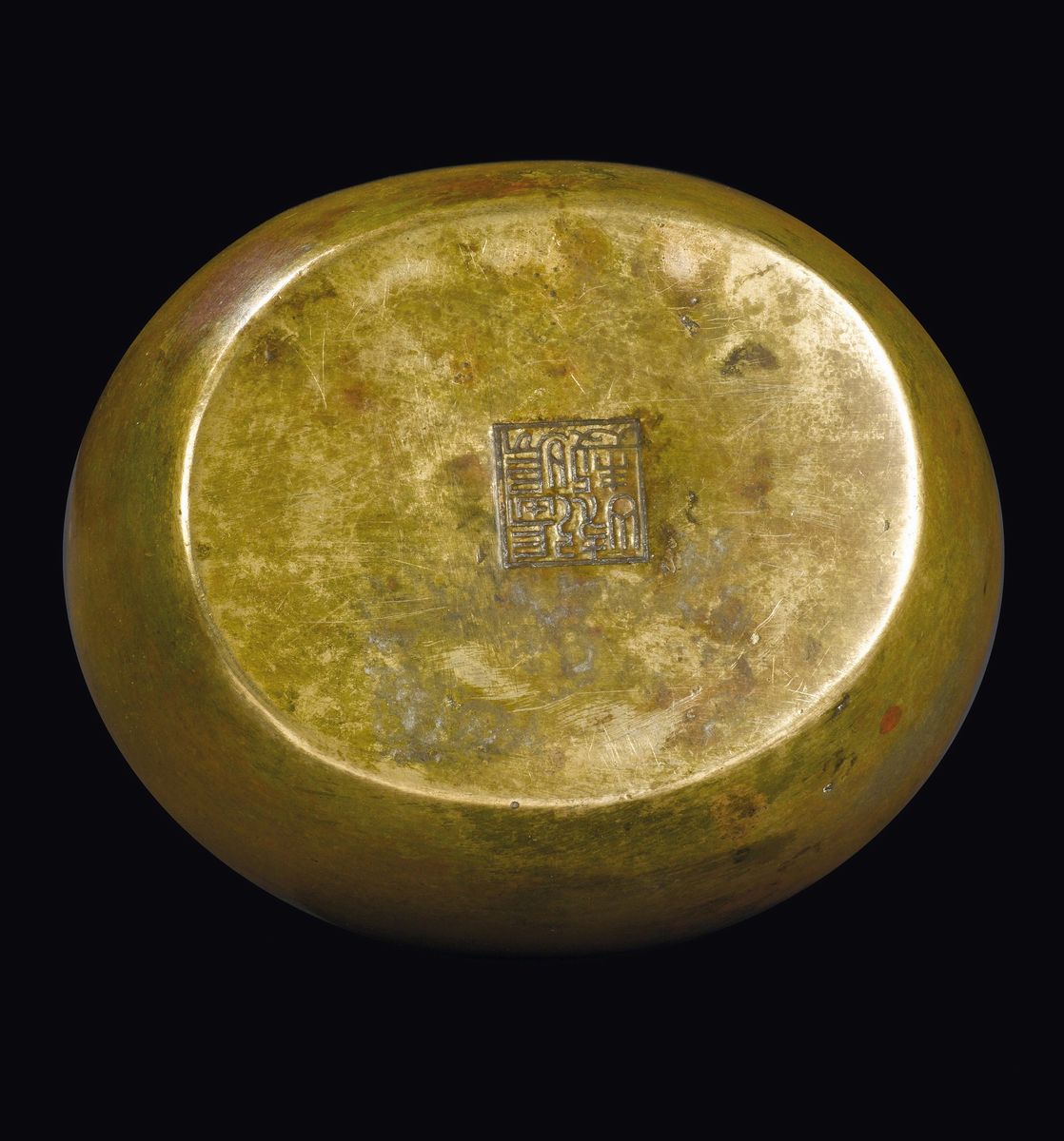 Piccolo Scaldamani in Bronzo Dorato con Coperchio in Rame, Cina, Dinastia Qing, XIX Secolo