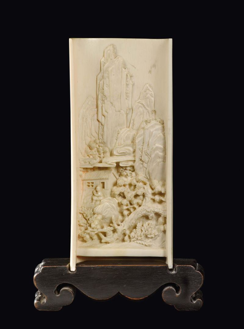 A carved ivory plaque with landscape and child in relief, China, Qing Dynasty, 19th century  - Auction Fine Chinese Works of Art - Cambi Casa d'Aste