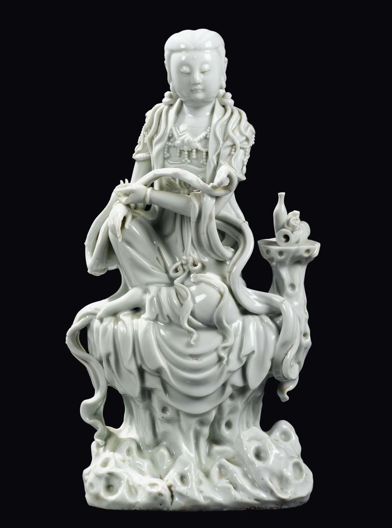 A Blanc de Chine Dehua porcelain Guanyin on a rock with ruyi, China, Qing Dynasty, Qianlong Period (1736-1795)  - Auction Fine Chinese Works of Art - Cambi Casa d'Aste