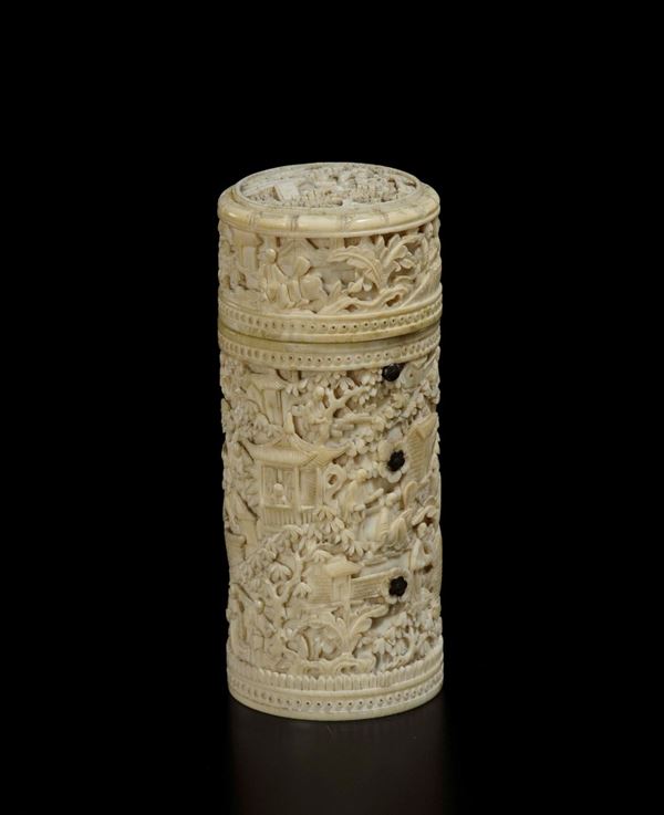 A carved ivory box and cover with common life scenes, China, Qing Dynasty, 19th century