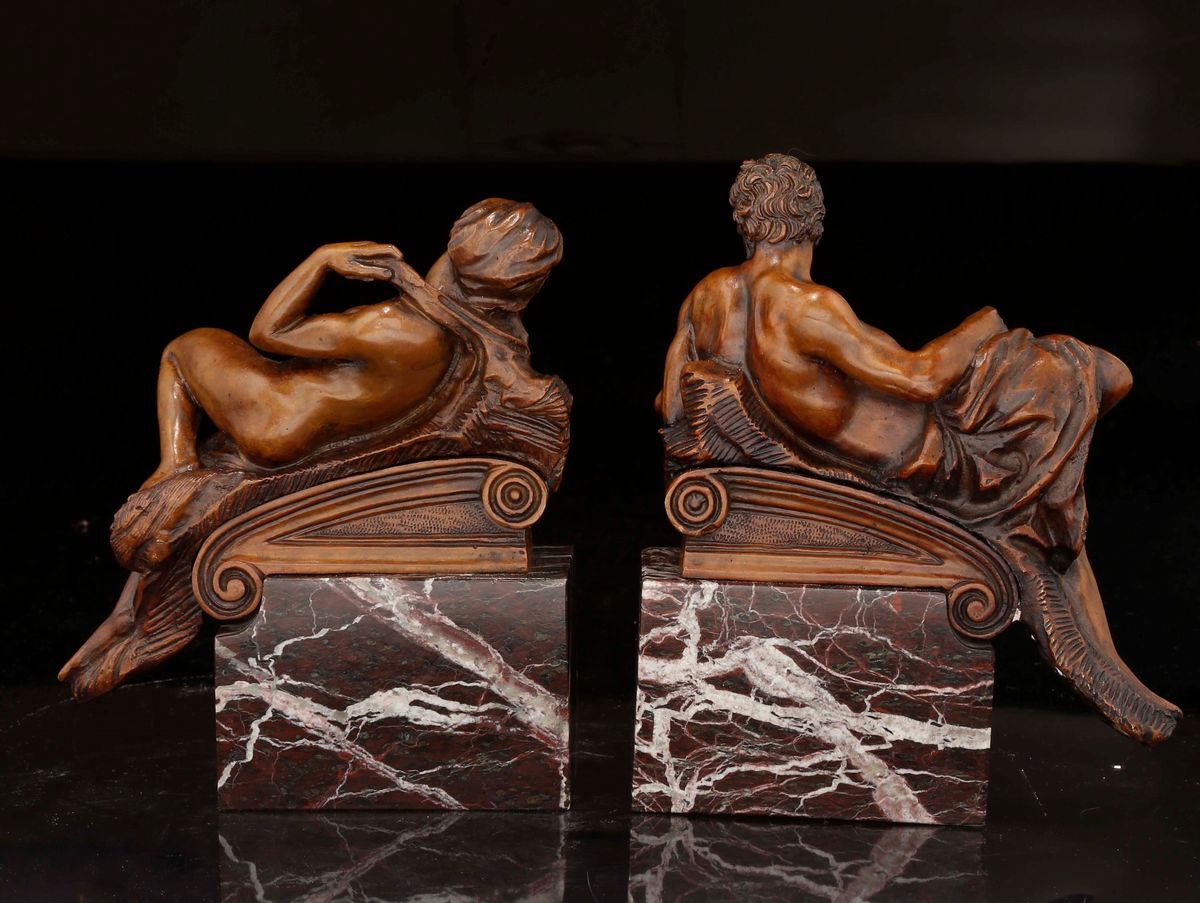 Coppia di Figure in Bronzo su Basi in Marmo Colorato Raffiguranti il Crepuscolo e L'aurora, Manif...