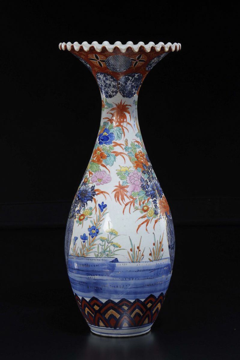 Vaso in Porcellana Imari con Raffigurazioni di Vasi di Fiori, Giappone, XIX Secolo