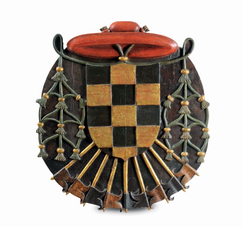 stemma cardinalizio in legno policromo e dorato, Spagna fine XVII secolo  - Asta Importanti Oggetti e Arredi - Cambi Casa d'Aste
