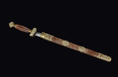Pugnale con Fodero e Manico in Legno con Profili in Rame Dorato, Tibet, XVIII Secolo