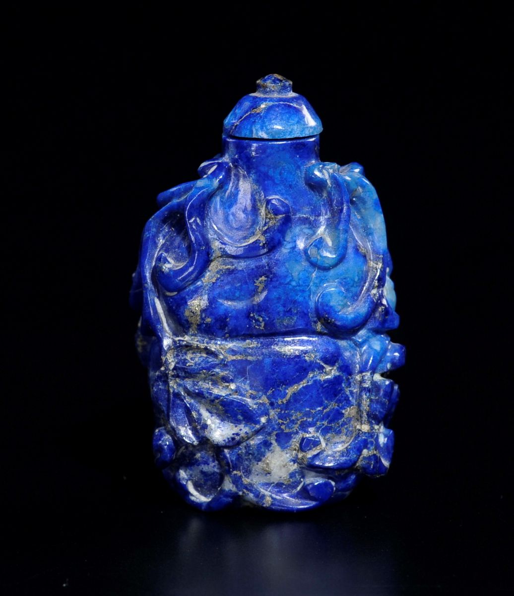 Snuff Bottle in Lapislazzulo con Decoro di Doppie Zucche a Rilievo, Cina, Dinastia Qing, XIX Seco...